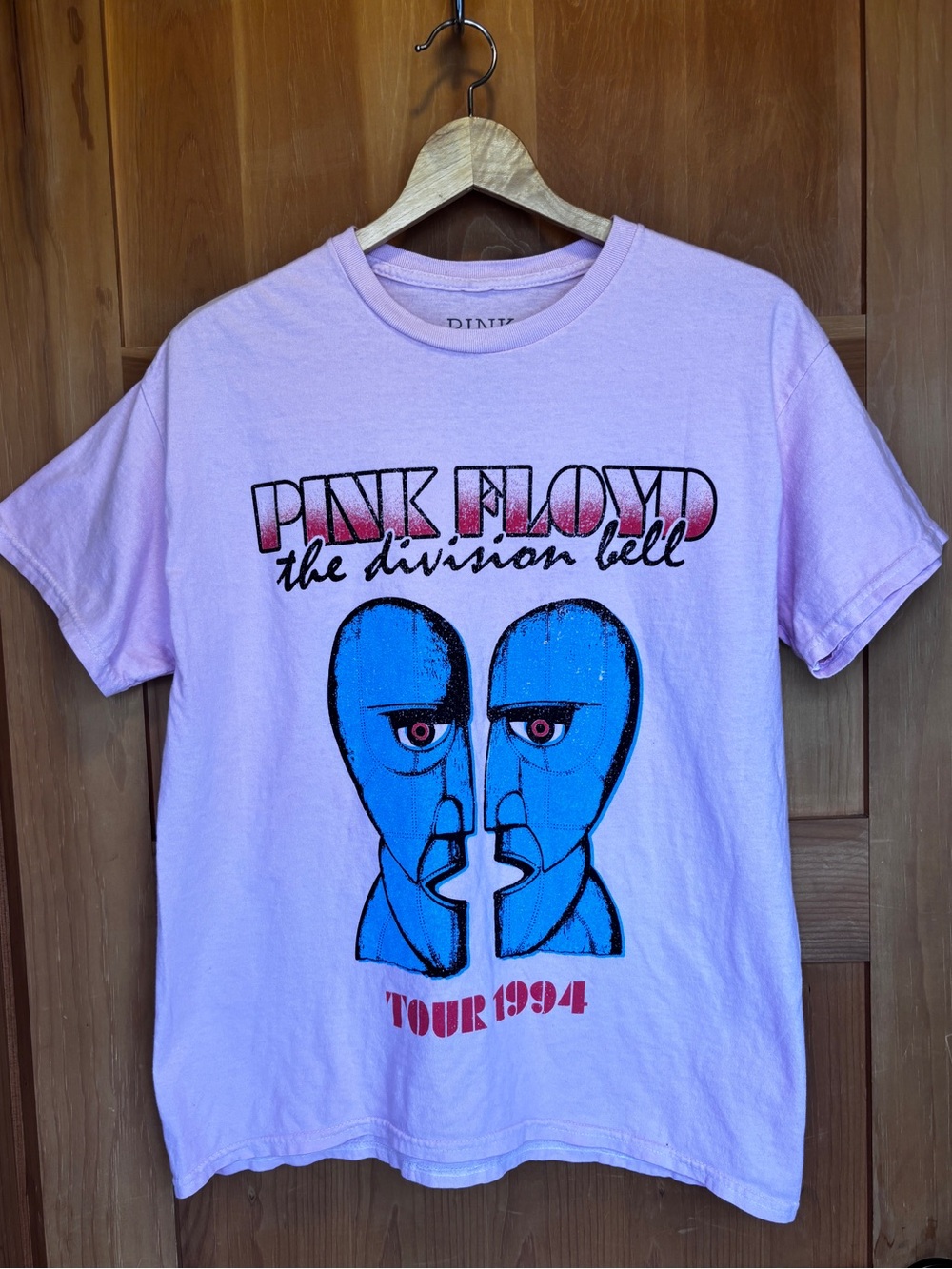 🌺🌺🌺3/25 Pink Floyd Light Pink Graphic Tee